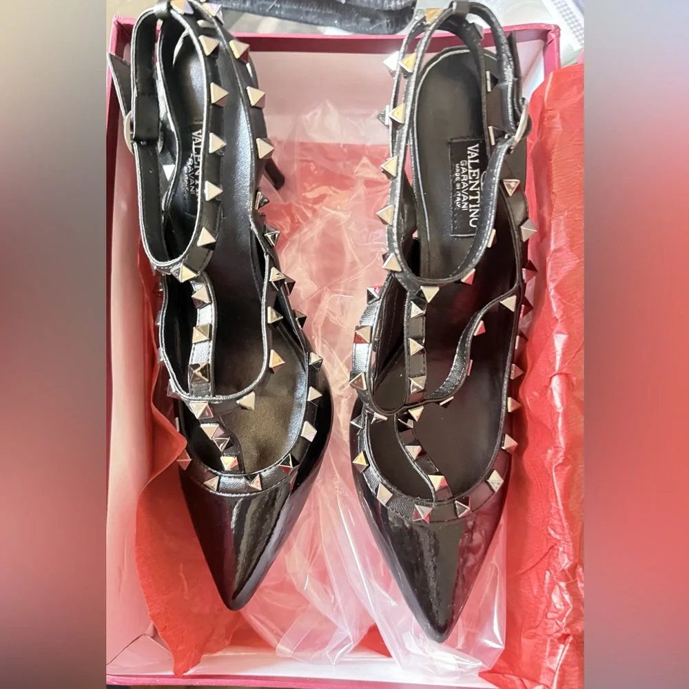 Rockstar Black Patent Studded Heels BNIB - Picture 4 of 4
